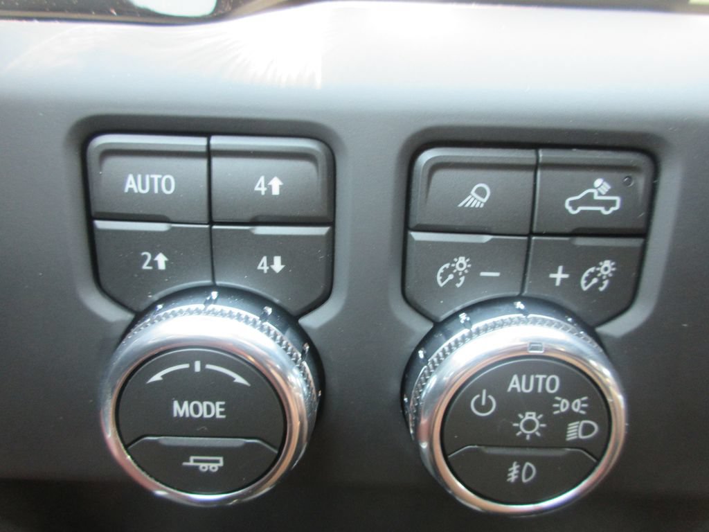 New 2026 GMC Sierra 2500 Denali Ultimate AWD/4WD image 18