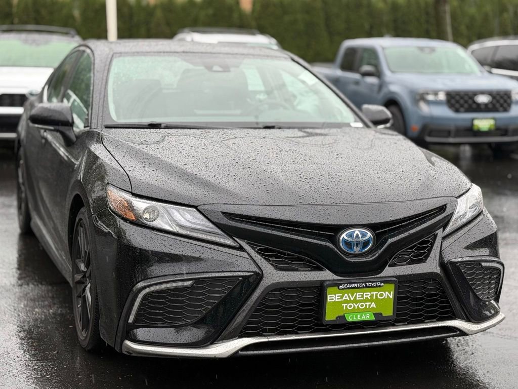 Used 2024 Toyota Camry XSE w/ Navigation Package FWD image 7