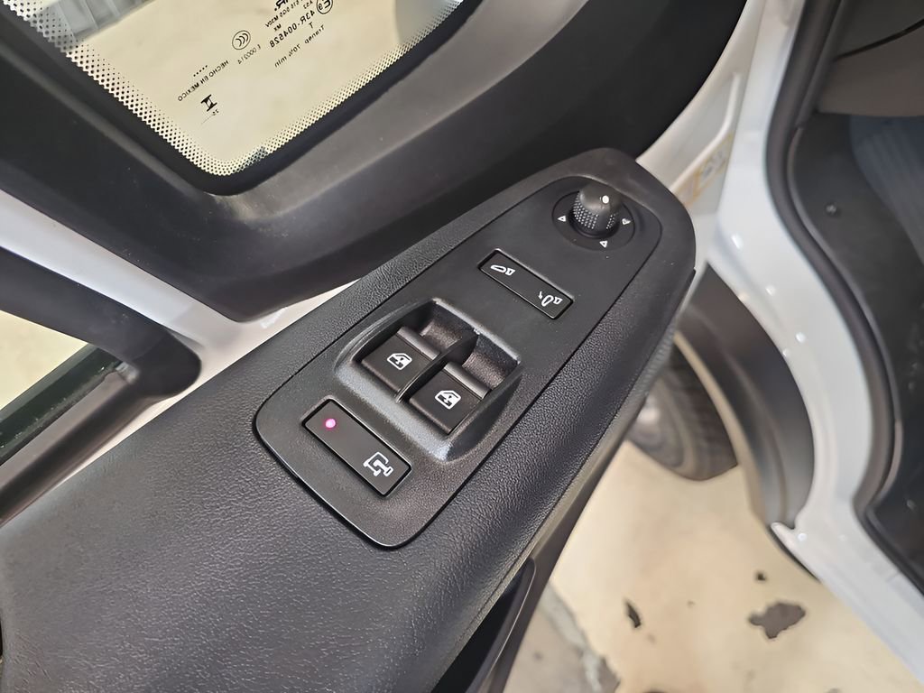 New 2026 RAM ProMaster 3500 w/ Convenience Group image 12