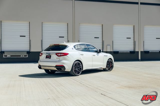 Used 2019 Maserati Levante Trofeo AWD/4WD image 21