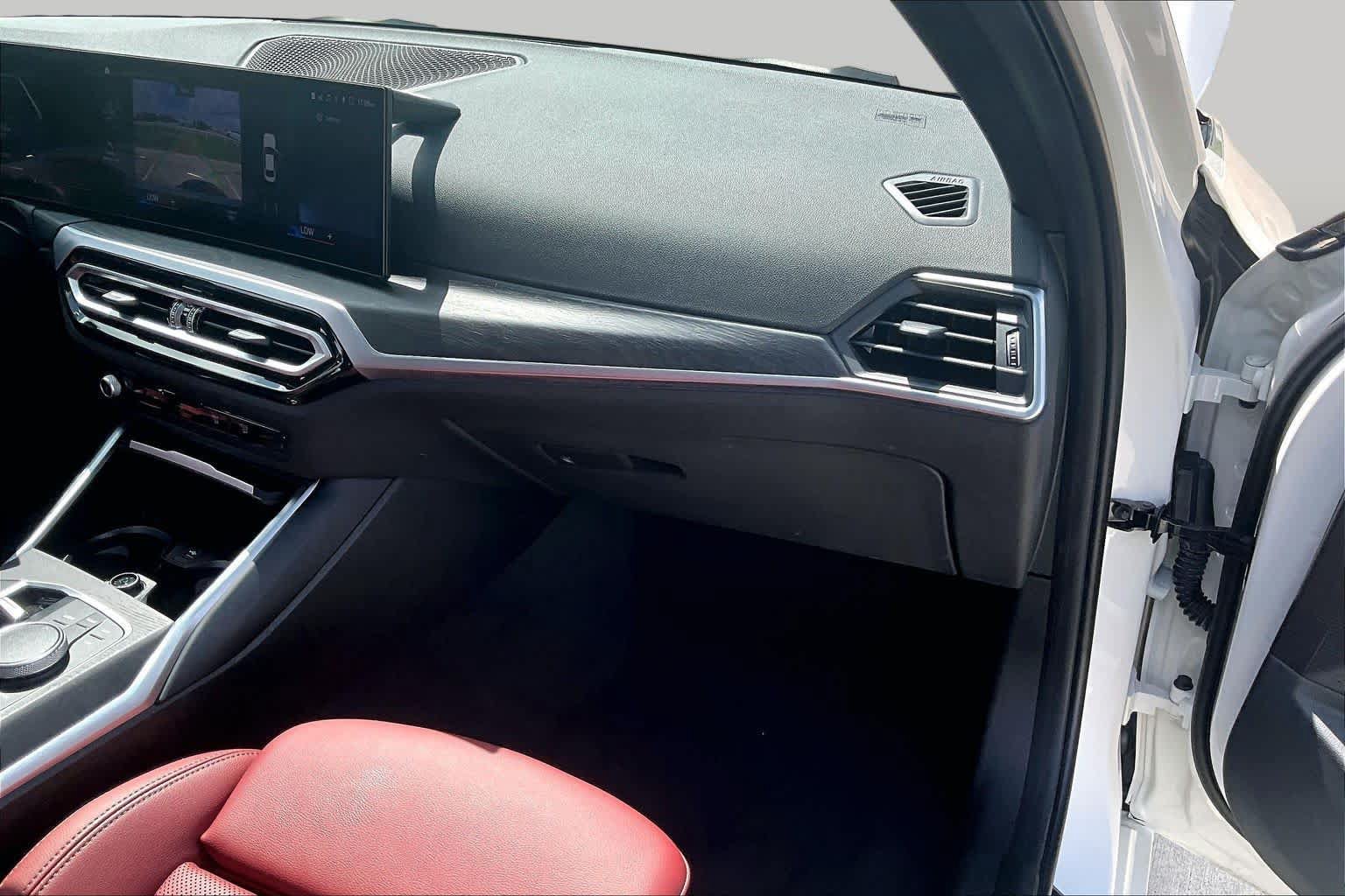 Used 2023 BMW 330i Sedan w/ Driving Assistance Package RWD image 18