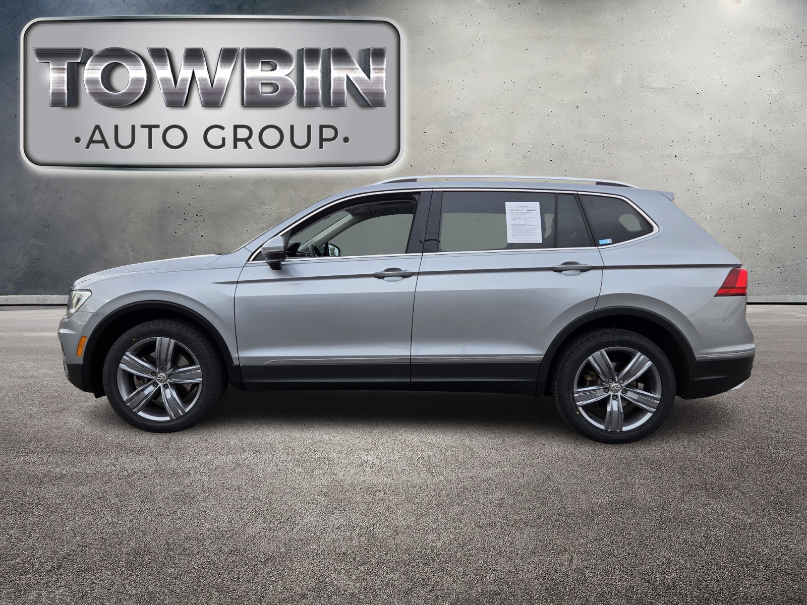 Used 2020 Volkswagen Tiguan SEL image 8