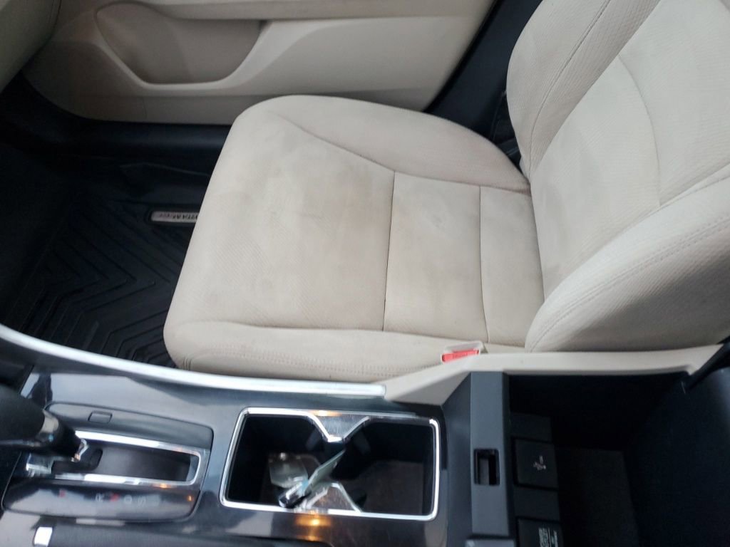 Used 2017 Honda Accord EX image 23