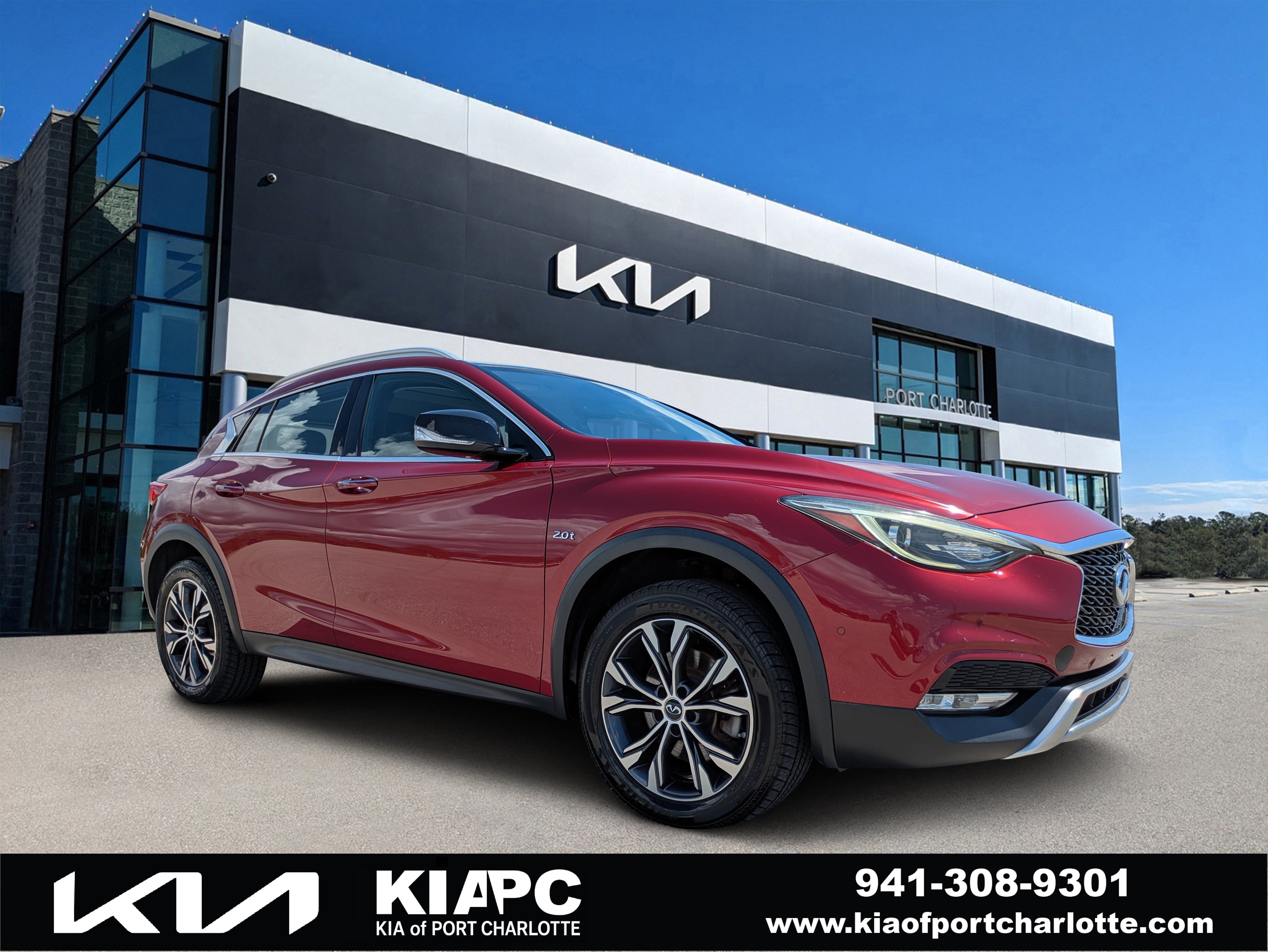 Used 2018 INFINITI QX30 Premium w/ Navigation Package