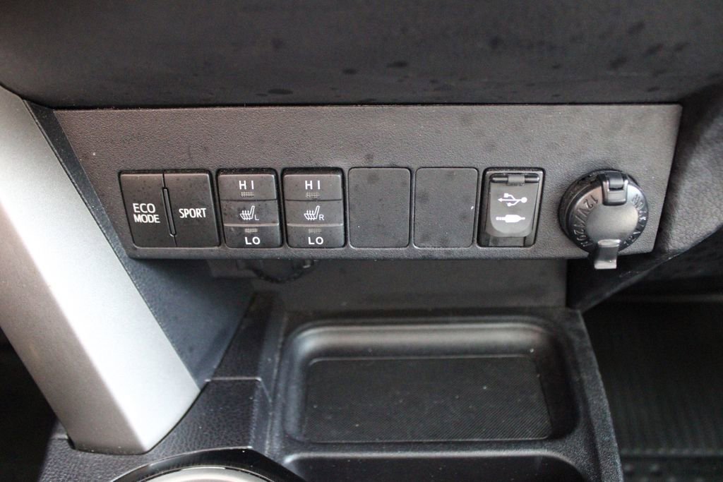Certified 2017 Toyota RAV4 Limited AWD/4WD image 36