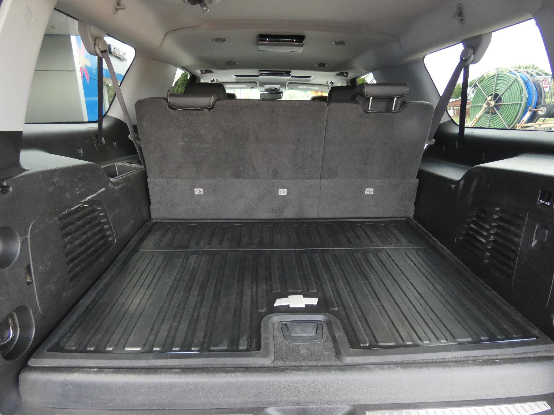 Used 2016 Chevrolet Suburban LTZ AWD/4WD image 17