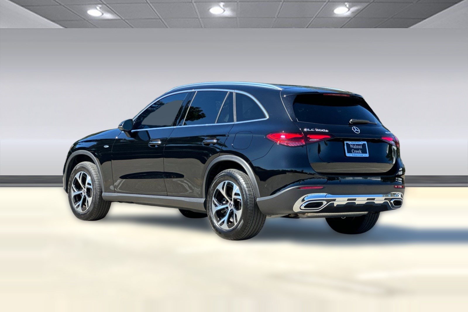 Certified 2025 Mercedes-Benz GLC 350e 4MATIC image 3