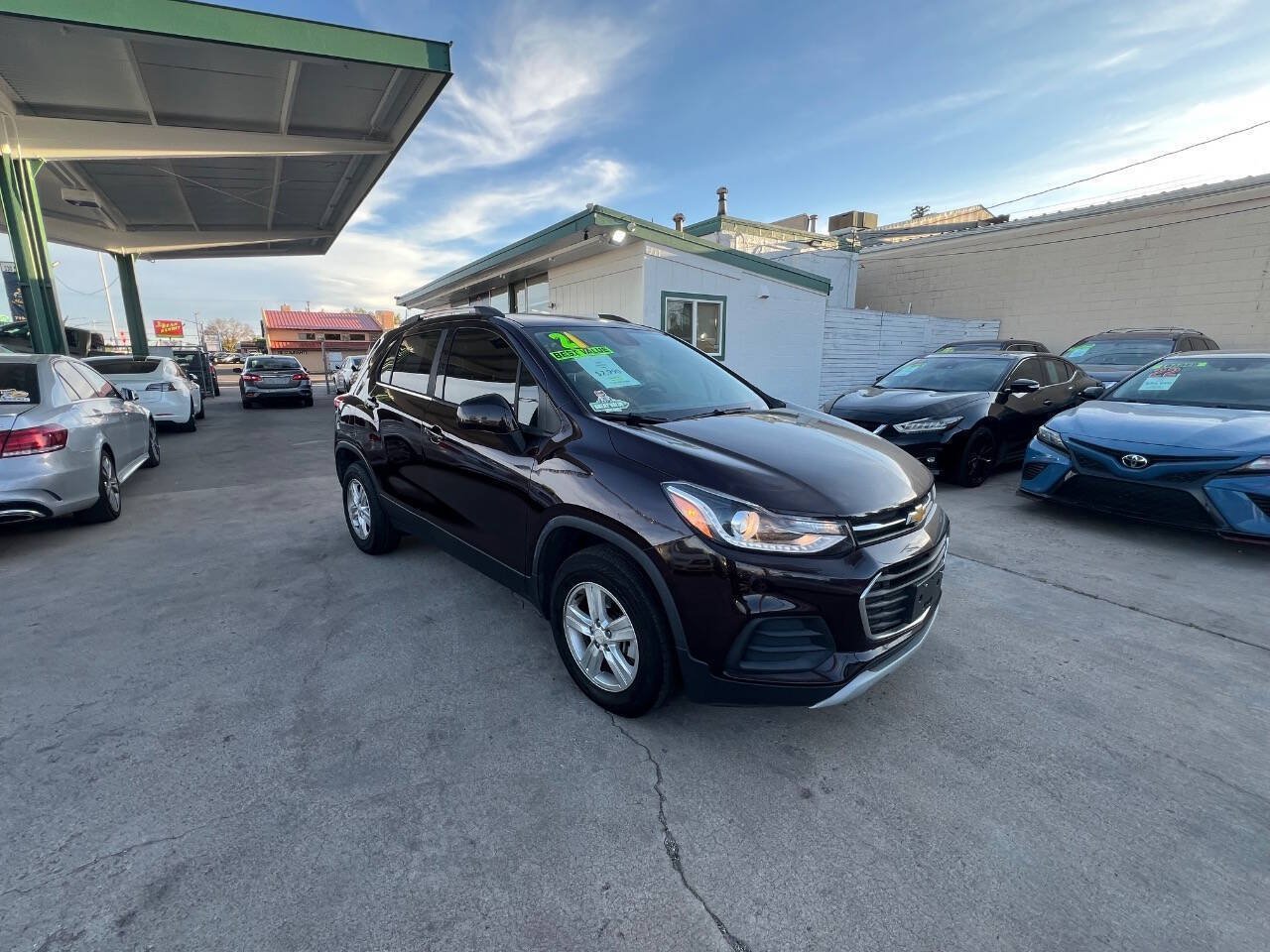 Used 2021 Chevrolet Trax LT AWD/4WD image 3