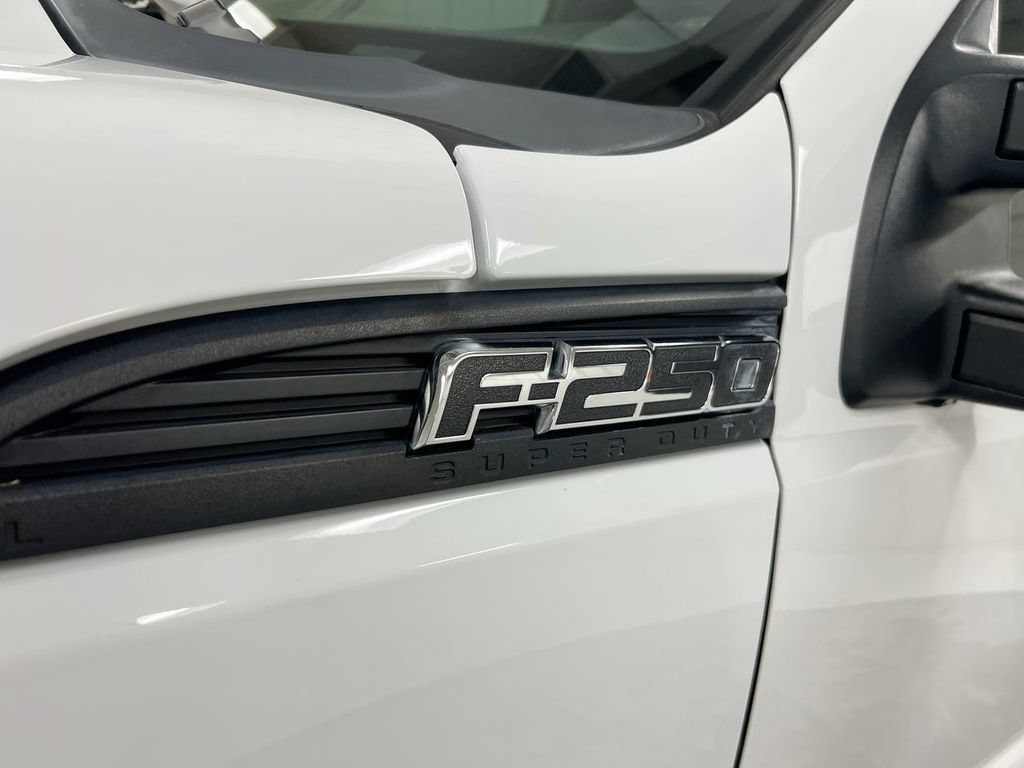 Used 2015 Ford F250 XL w/ Power Equipment Group RWD image 24