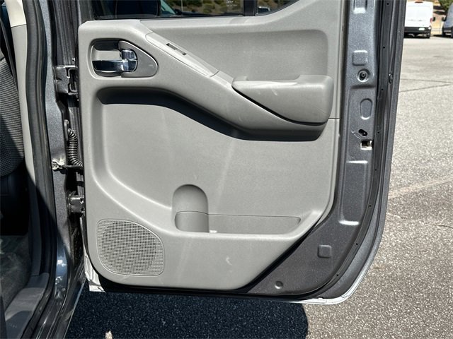 Used 2017 Nissan Frontier SV w/ SV Value Truck Package image 16