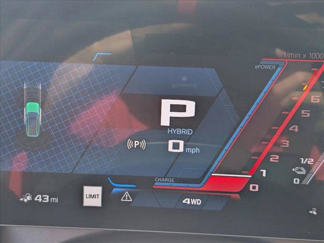 Used 2026 BMW M5 Touring AWD/4WD image 11