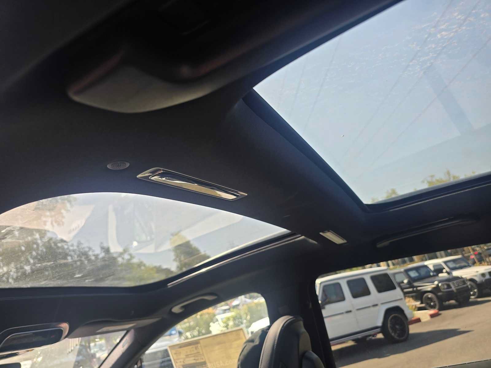 New 2026 Mercedes-Benz EQS 400 4MATIC SUV image 19