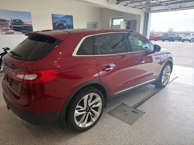 Used 2018 Lincoln MKX Reserve w/ Driver Assistance Package AWD/4WD image 5