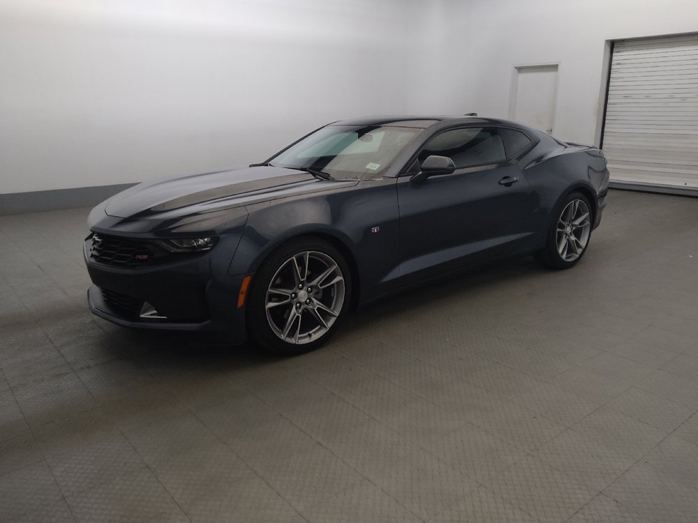 Used 2020 Chevrolet Camaro LT w/ RS Package RWD image 2