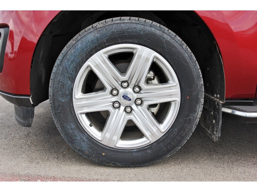 Used 2018 Ford Expedition XLT w/ Equipment Group 202A RWD image 35