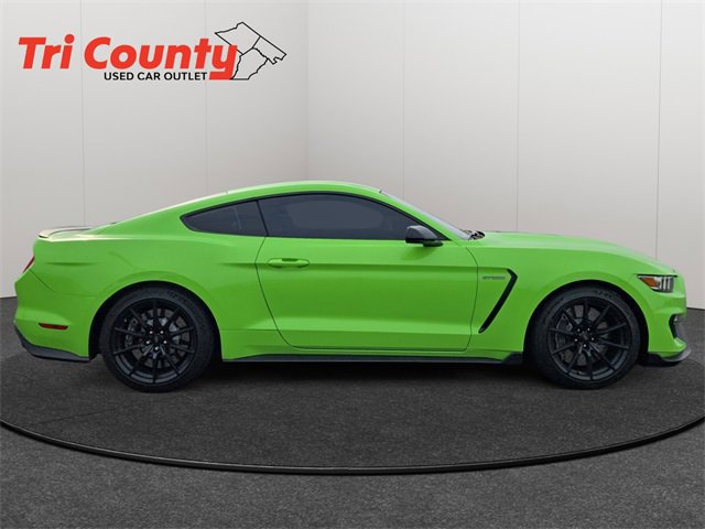 Used 2016 Ford Mustang Shelby GT350 image 9