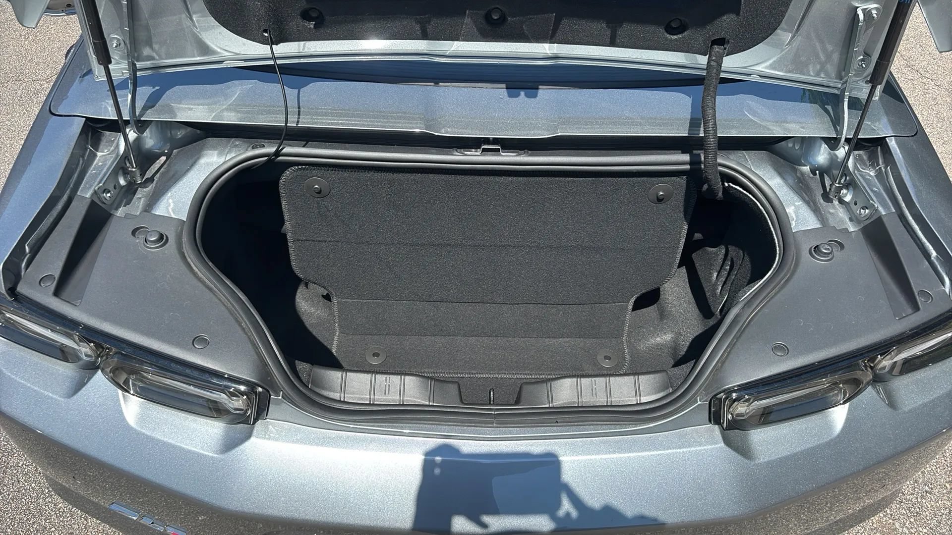 Used 2023 Chevrolet Camaro ZL1 RWD image 26