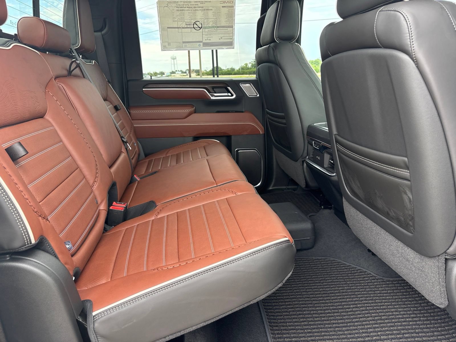 New 2026 GMC Sierra 3500 Denali Ultimate AWD/4WD image 21