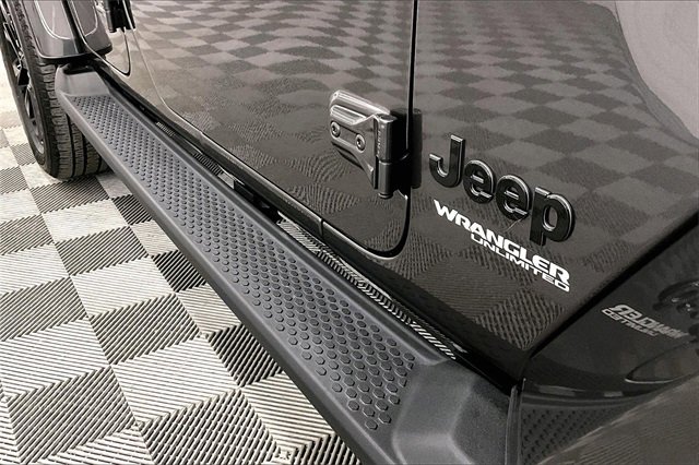 Used 2021 Jeep Wrangler Unlimited Sahara image 10