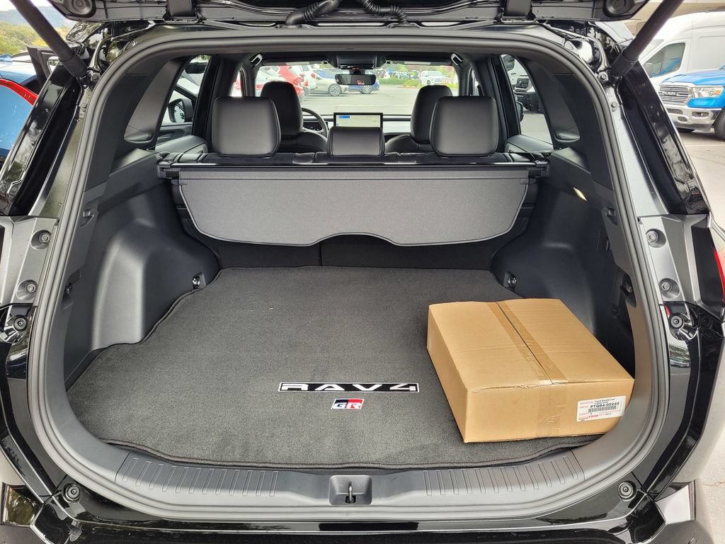 Used 2026 Toyota RAV4 AWD Plug-in Hybrid image 19