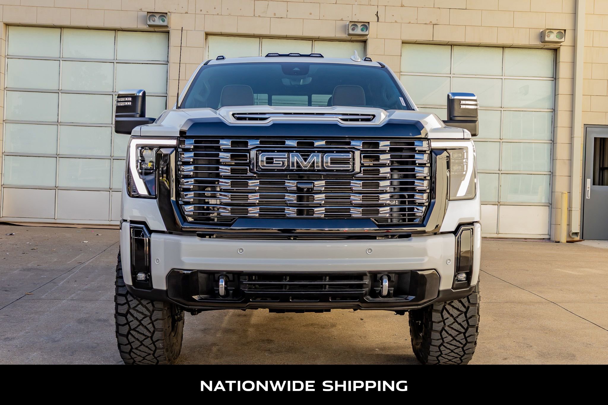 Used 2025 GMC Sierra 2500 Denali Ultimate image 4