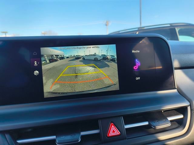 Certified 2024 Kia Seltos SX w/ SX Sunroof Package image 5