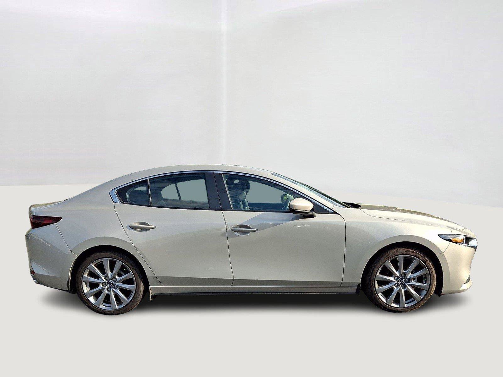 Used 2023 MAZDA MAZDA3 s FWD image 7