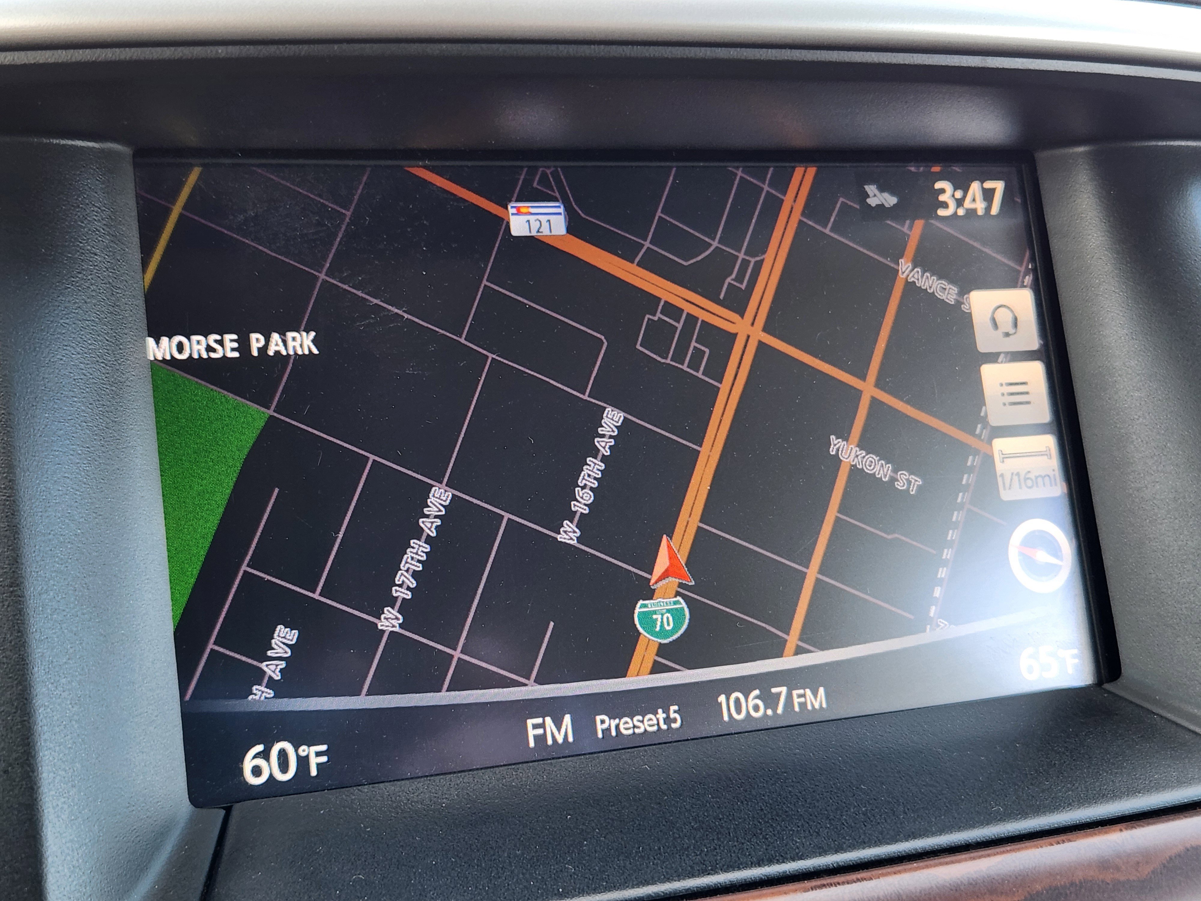 Used 2017 Nissan Pathfinder Platinum image 26