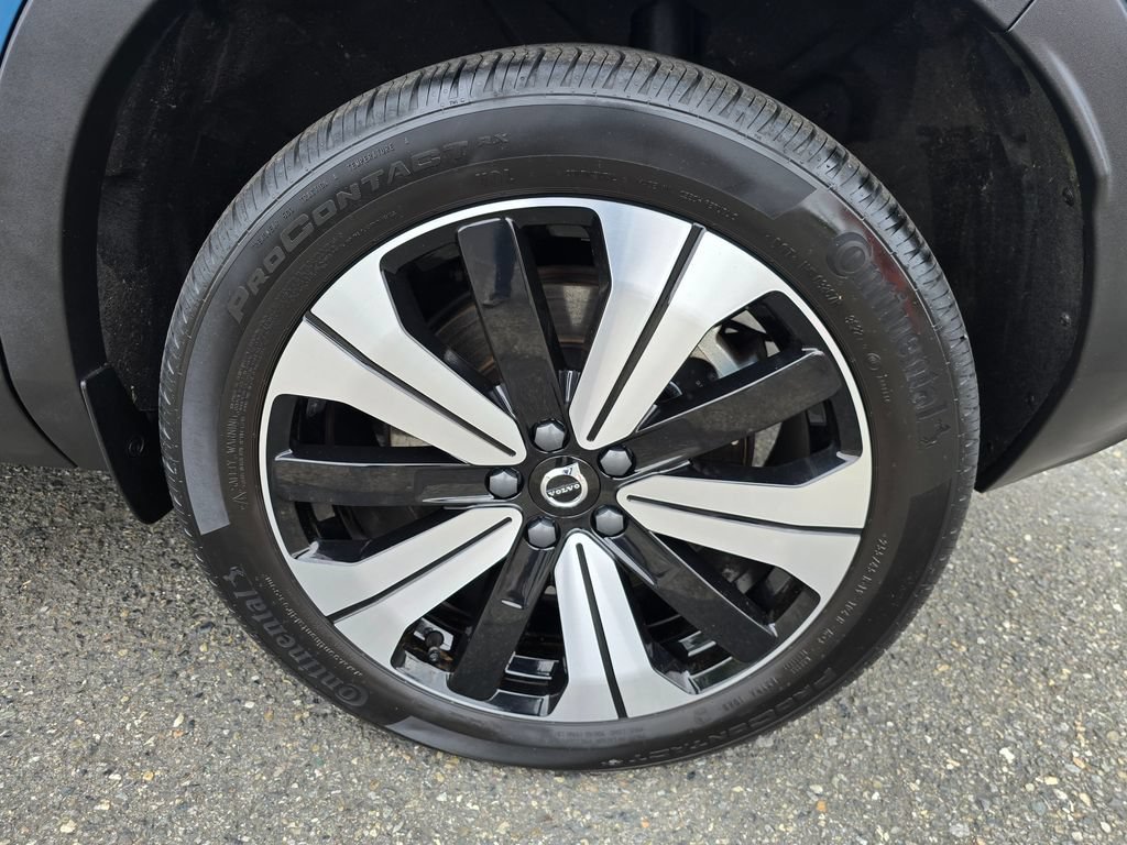 Used 2023 Volvo C40 P8 Recharge Plus AWD/4WD image 10