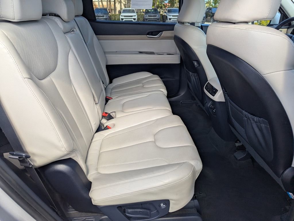 Used 2022 Hyundai Palisade SEL w/ 8P Bench Seat Package image 13