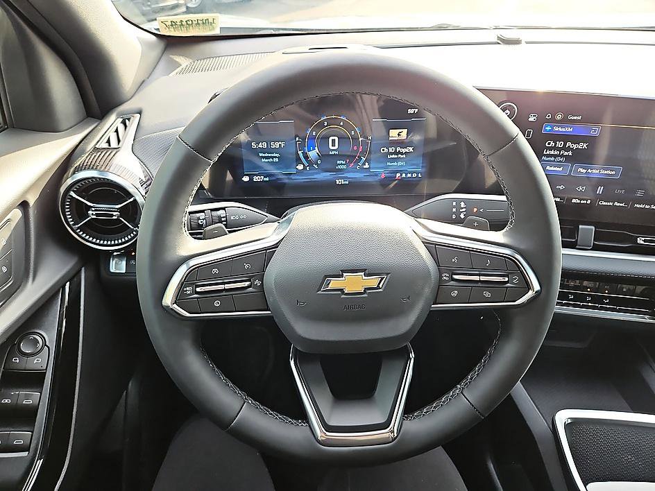New 2026 Chevrolet Equinox LT w/ LPO, Floor Liner Package FWD image 16