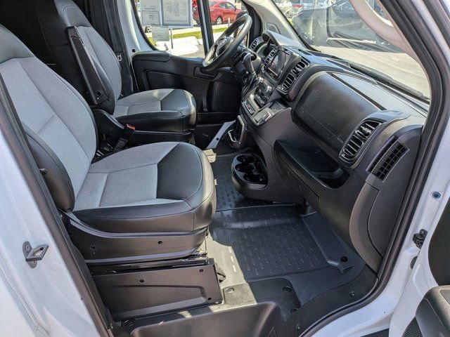 Used 2025 RAM ProMaster 2500 w/ Convenience Group FWD image 5