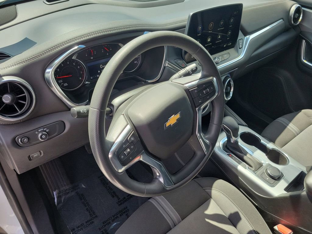Used 2024 Chevrolet Blazer LT FWD image 23