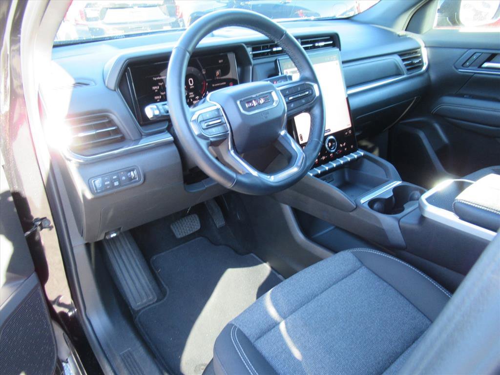 Used 2025 GMC Terrain Elevation image 13