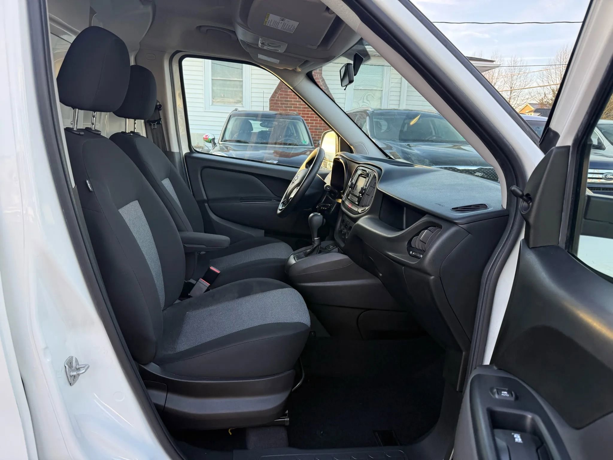 Used 2021 RAM ProMaster City Tradesman w/ Window Group 09 FWD image 21