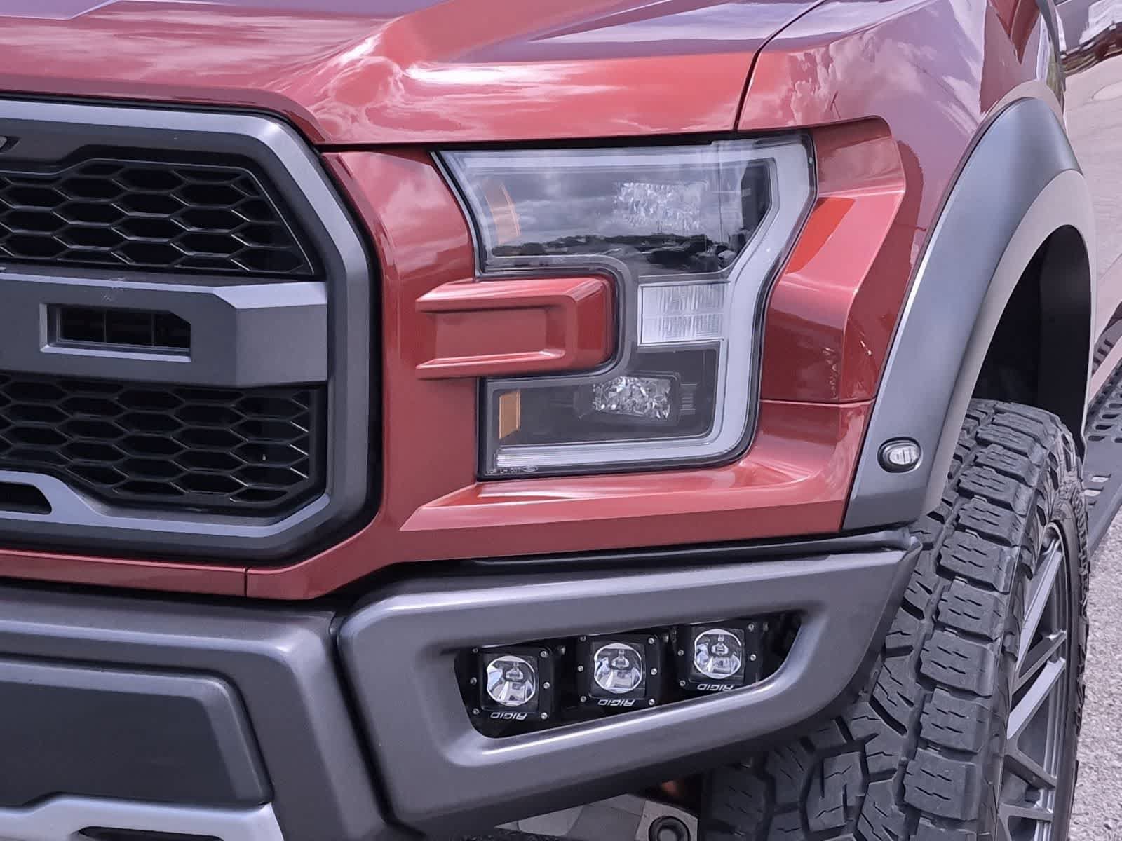 Used 2019 Ford F150 Raptor w/ Equipment Group 802A Luxury AWD/4WD image 11