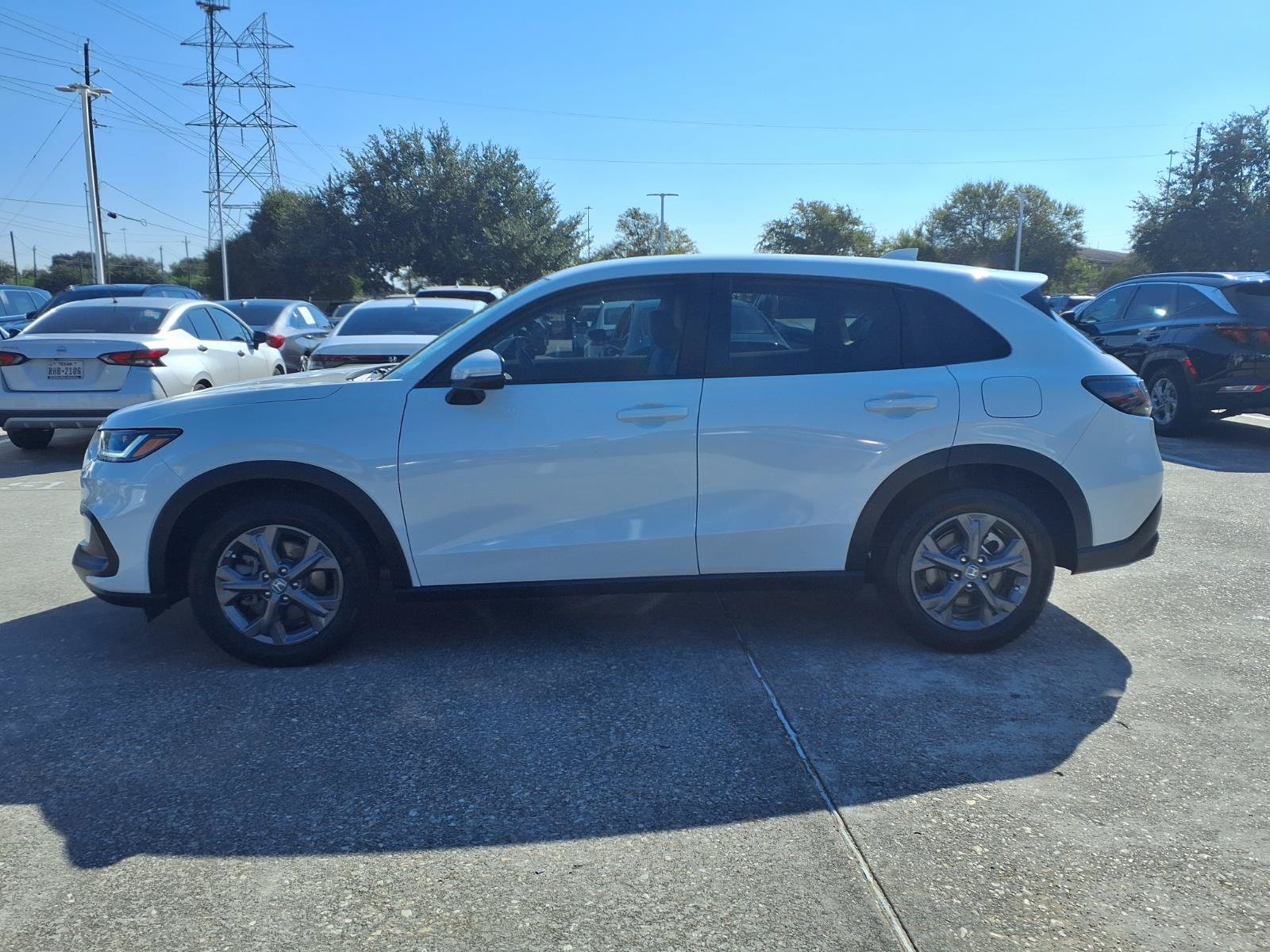 Certified 2027 Honda HR-V LX image 23