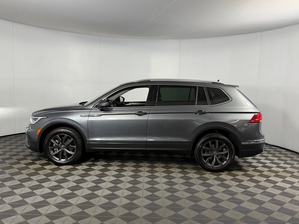 Used 2022 Volkswagen Tiguan SE image 12