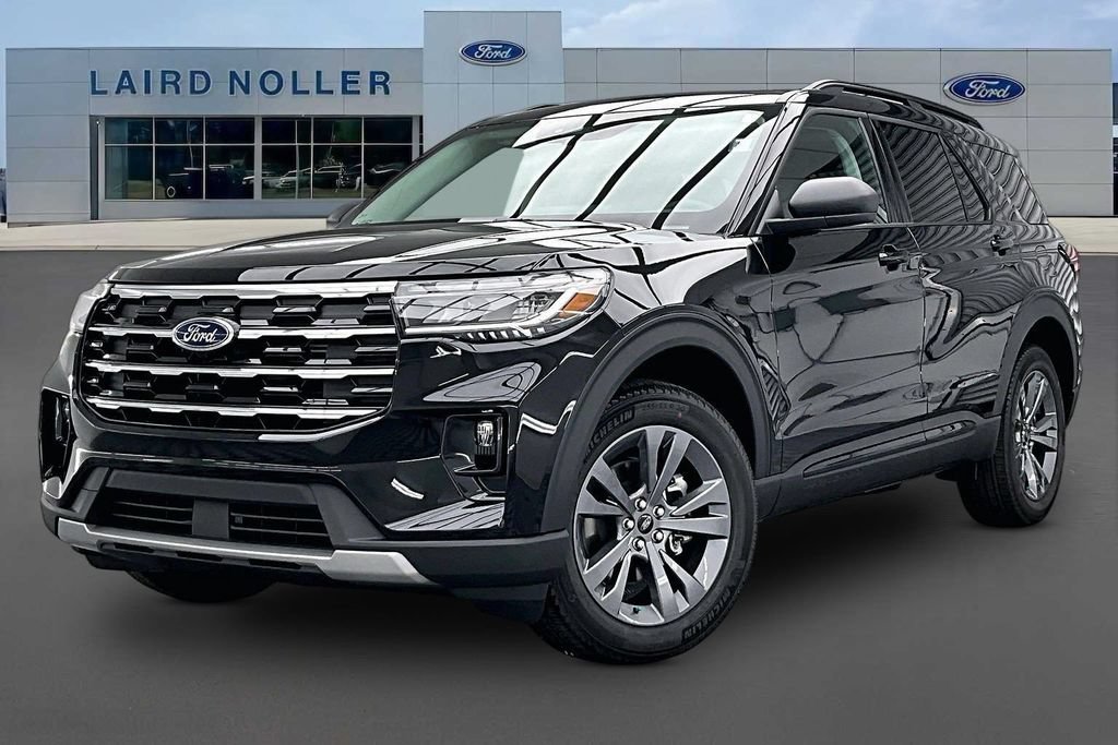 New 2026 Ford Explorer Active w/ Active Comfort Package AWD/4WD image 1