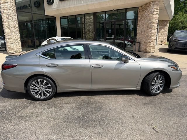 Used 2019 Lexus ES 350 w/ Premium Package FWD image 7