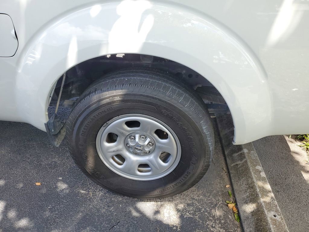 Used 2021 Nissan Frontier S image 9