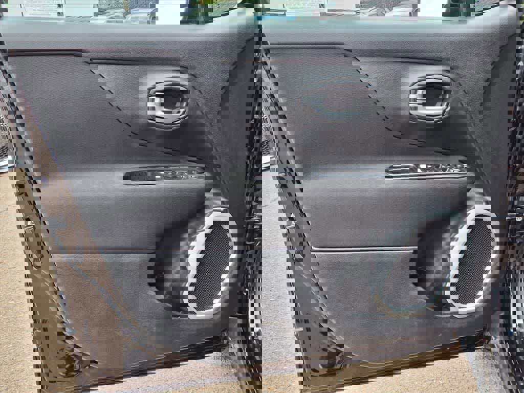 Used 2018 Jeep Renegade Latitude image 13