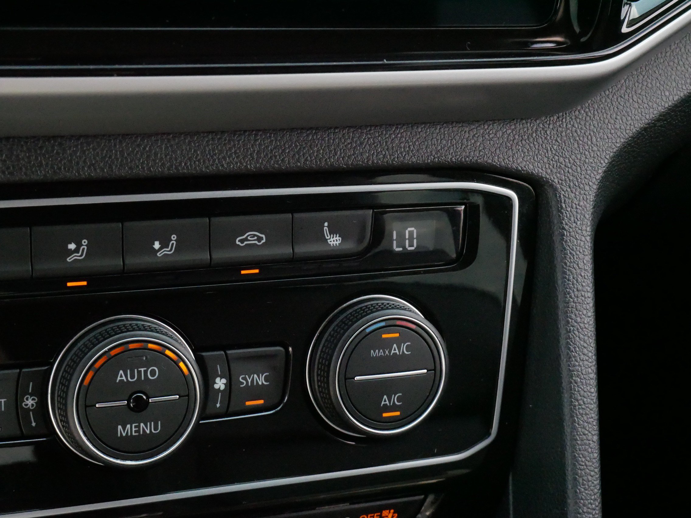 Certified 2023 Volkswagen Atlas SE AWD/4WD image 27