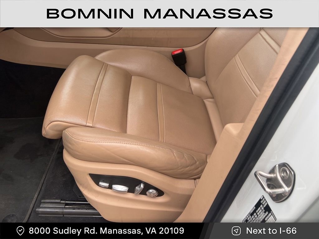 Used 2021 Porsche Cayenne image 8