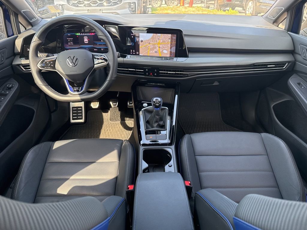 Used 2024 Volkswagen Golf R image 11