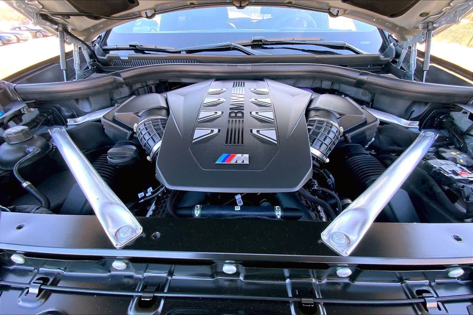 New 2026 BMW X7 M60i image 16