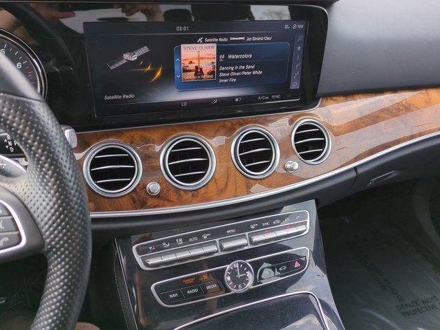 Used 2017 Mercedes-Benz E 300 4MATIC image 12