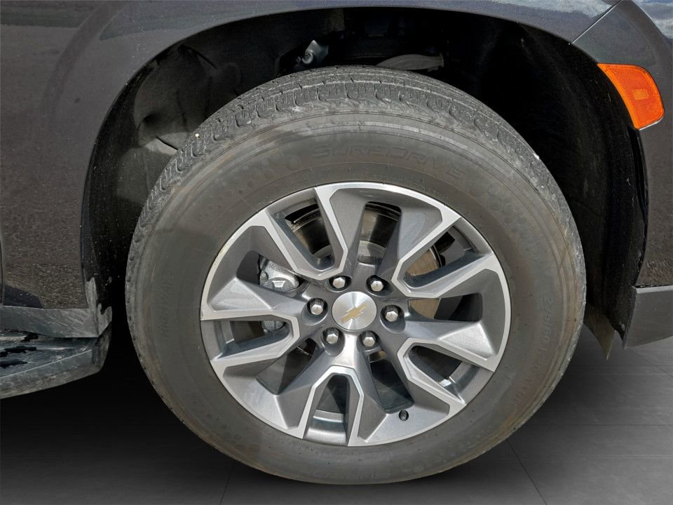 Used 2023 Chevrolet Tahoe LT w/ Luxury Package image 28