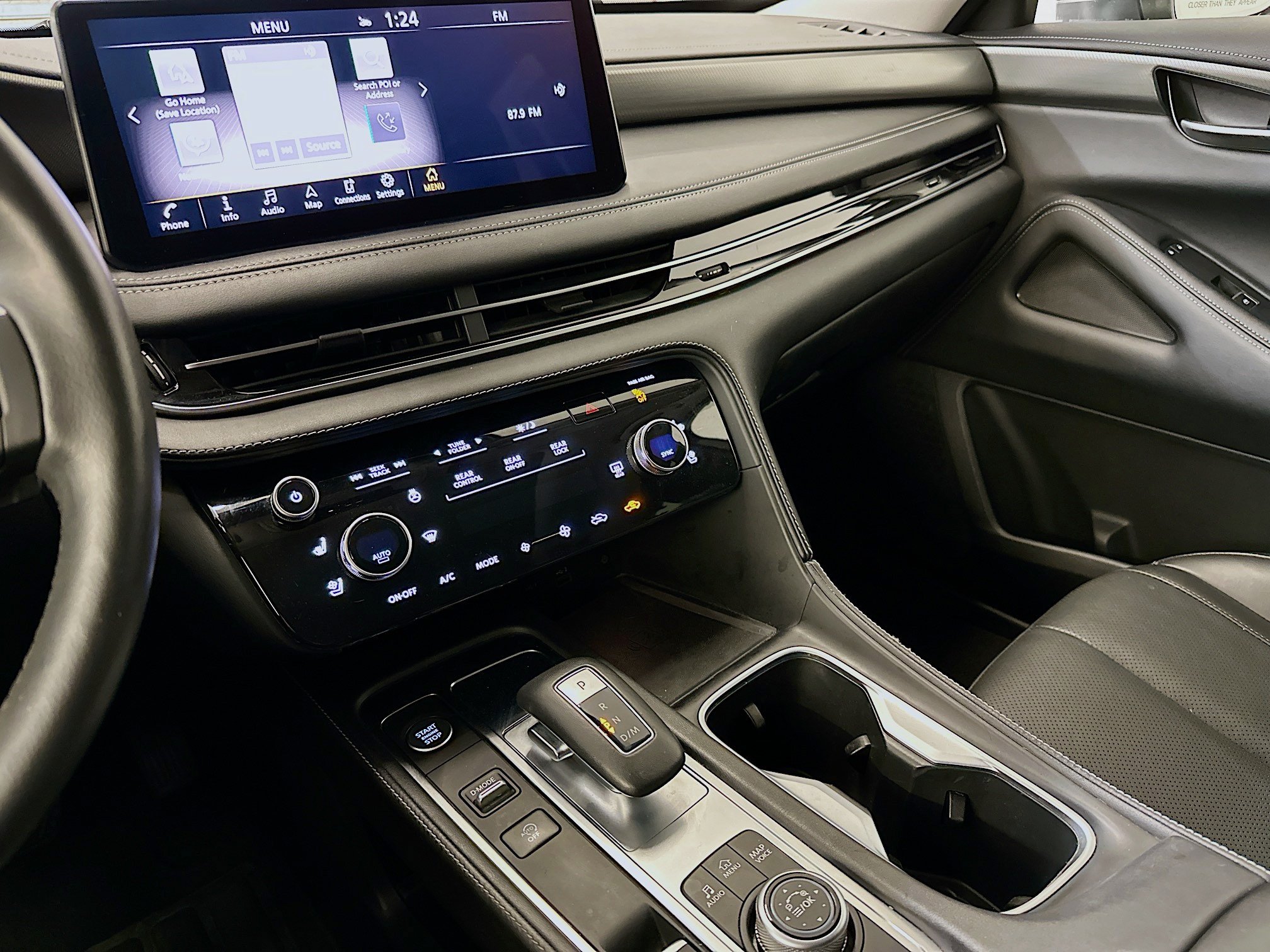 Used 2023 INFINITI QX60 Luxe w/ Cargo Package AWD/4WD image 26