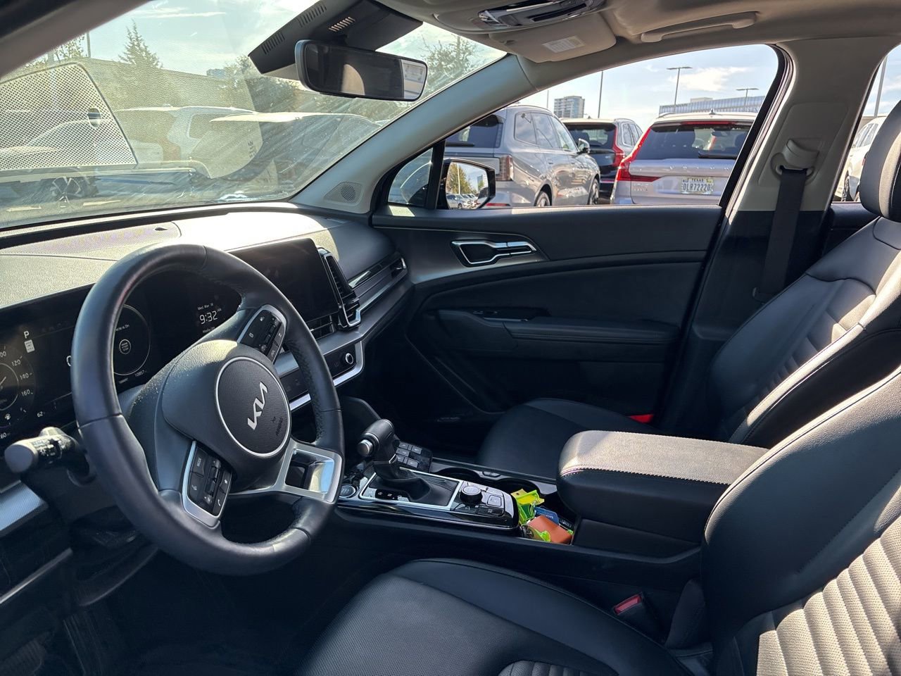 Used 2024 Kia Sportage SX image 18